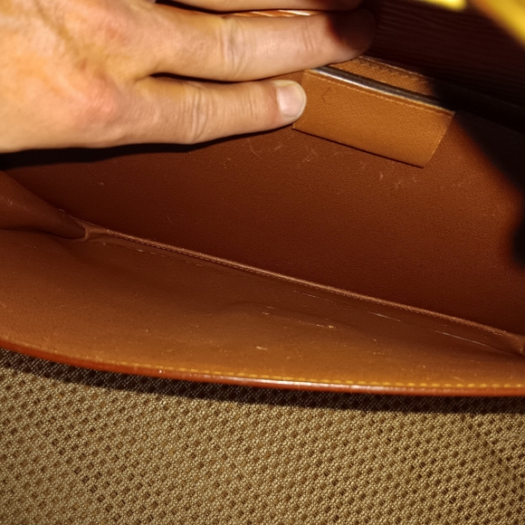 Louis Vuitton epi briefcase - Picture 6 of 7